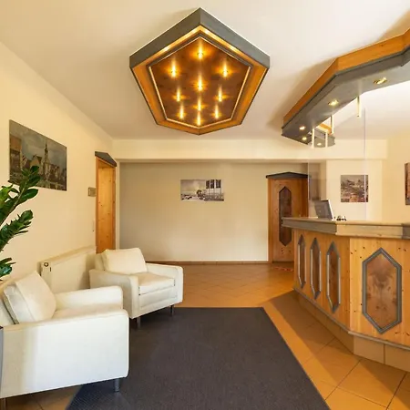 Am Schwanberg 3* Rödelsee